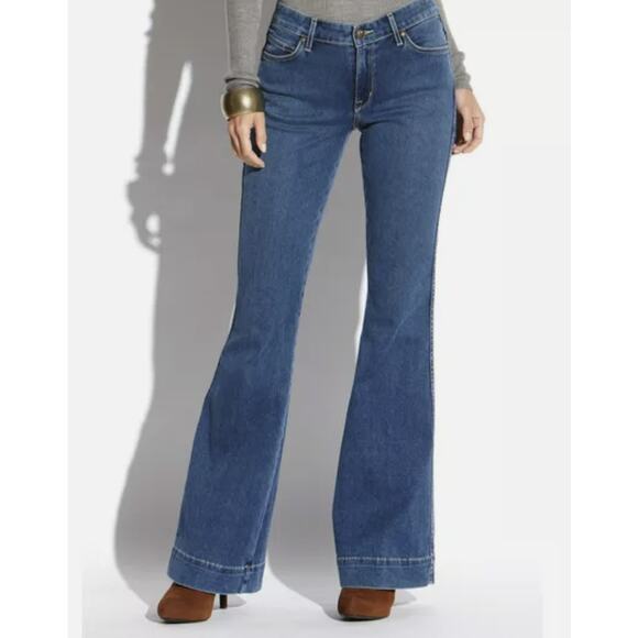Cj by Cookie Johnson Felicity Flare Jeans WMNS 34x32 Blue Mid Rise Medium Wash - Picture 12 of 13
